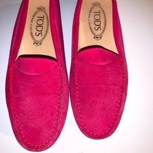 Pink Tods loafers/moccasins